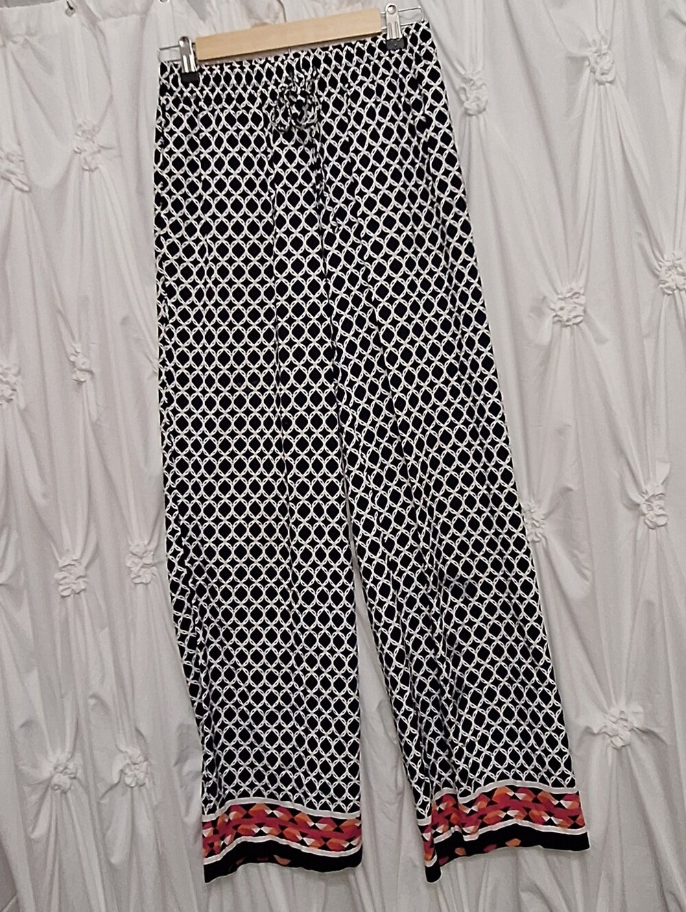 Womens Geometric Wide-Leg Pants with Printed Hem